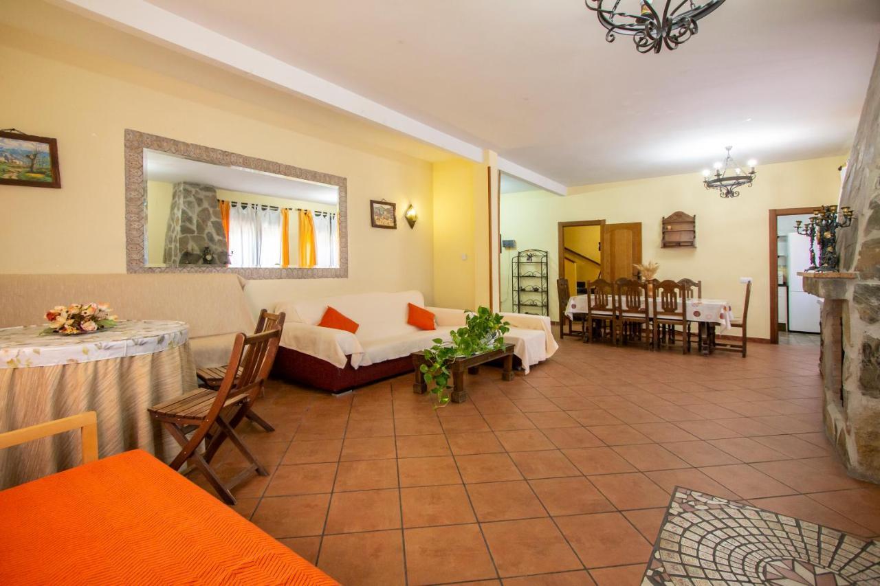 Casa Rural Las Eras Valdelaguna Buitenkant foto